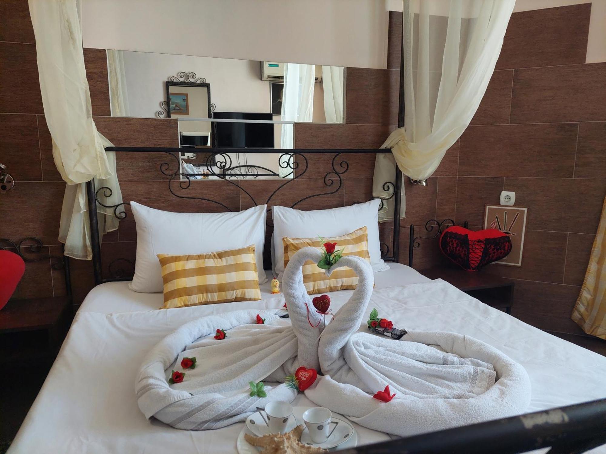 Paralax Hotel Варна Экстерьер фото