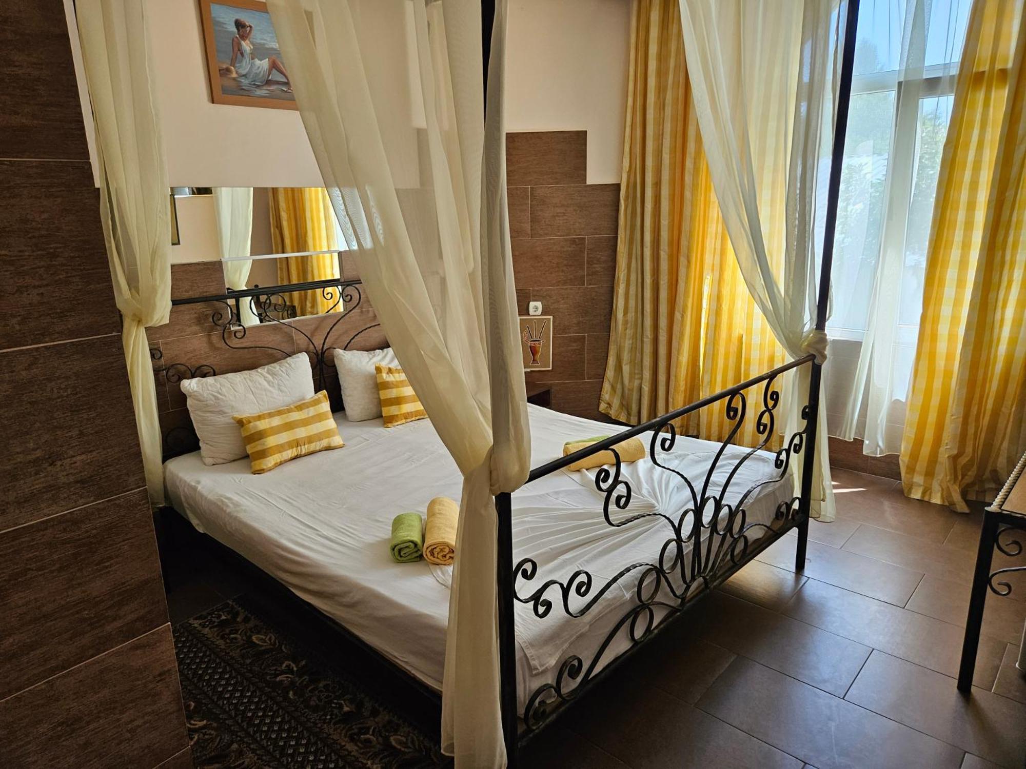 Paralax Hotel Варна Экстерьер фото