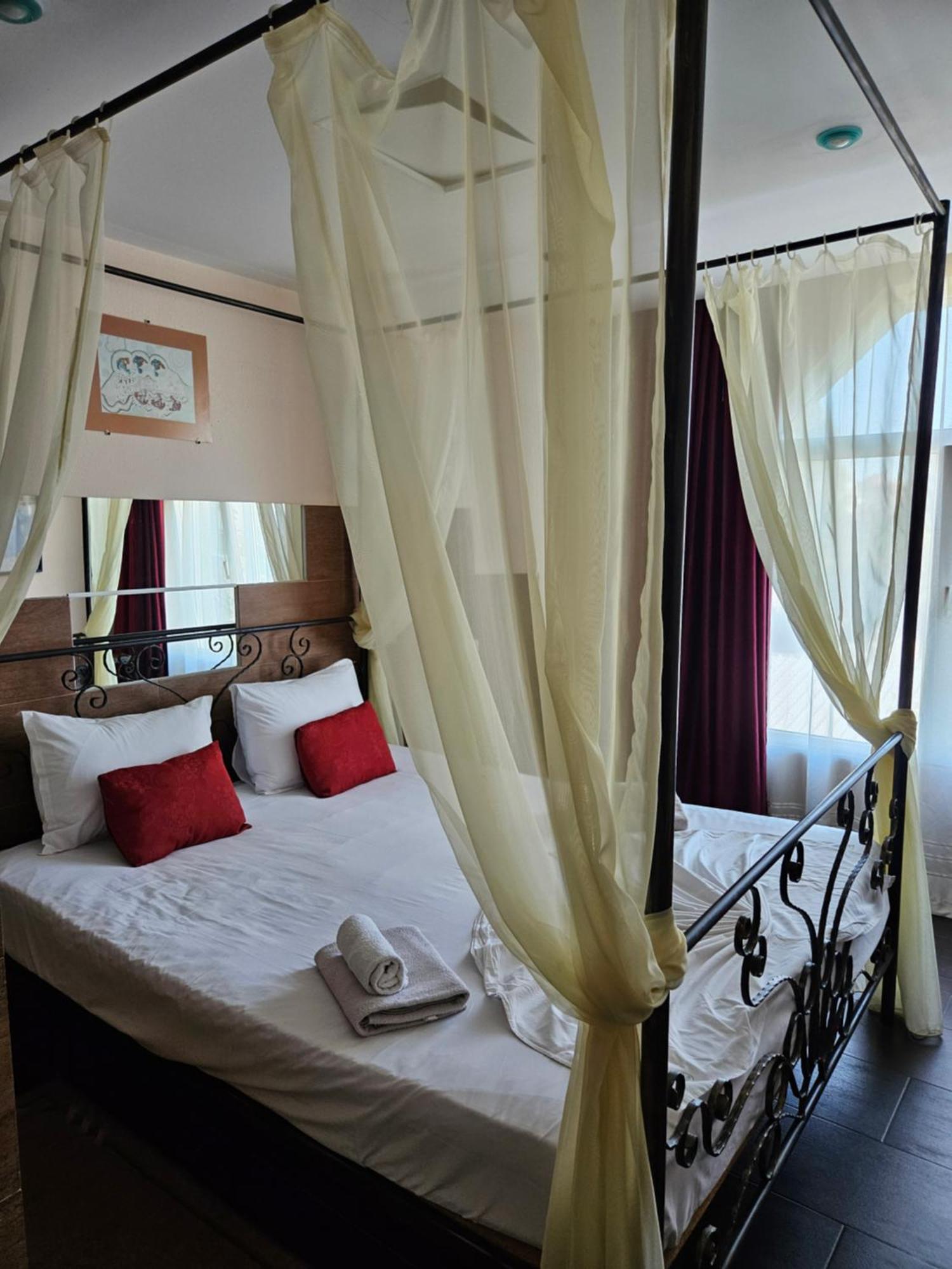 Paralax Hotel Варна Экстерьер фото